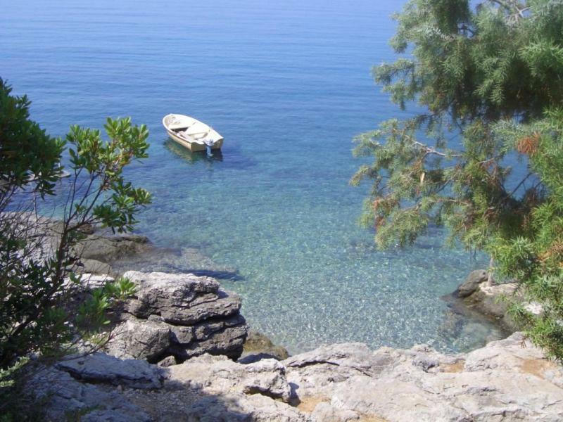 App With A Lovely Patio Mali Lošinj Exterior foto